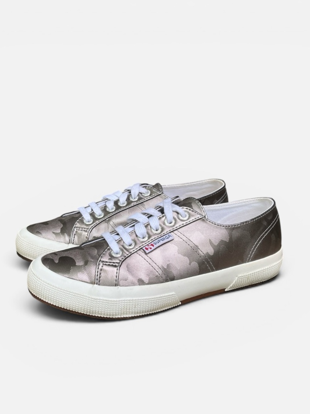 Superga 2750 Army Chrome Sneaker in Silver Camo Size EU 39; W’s 8; M’s 6 1/2 - Picture 2 of 13